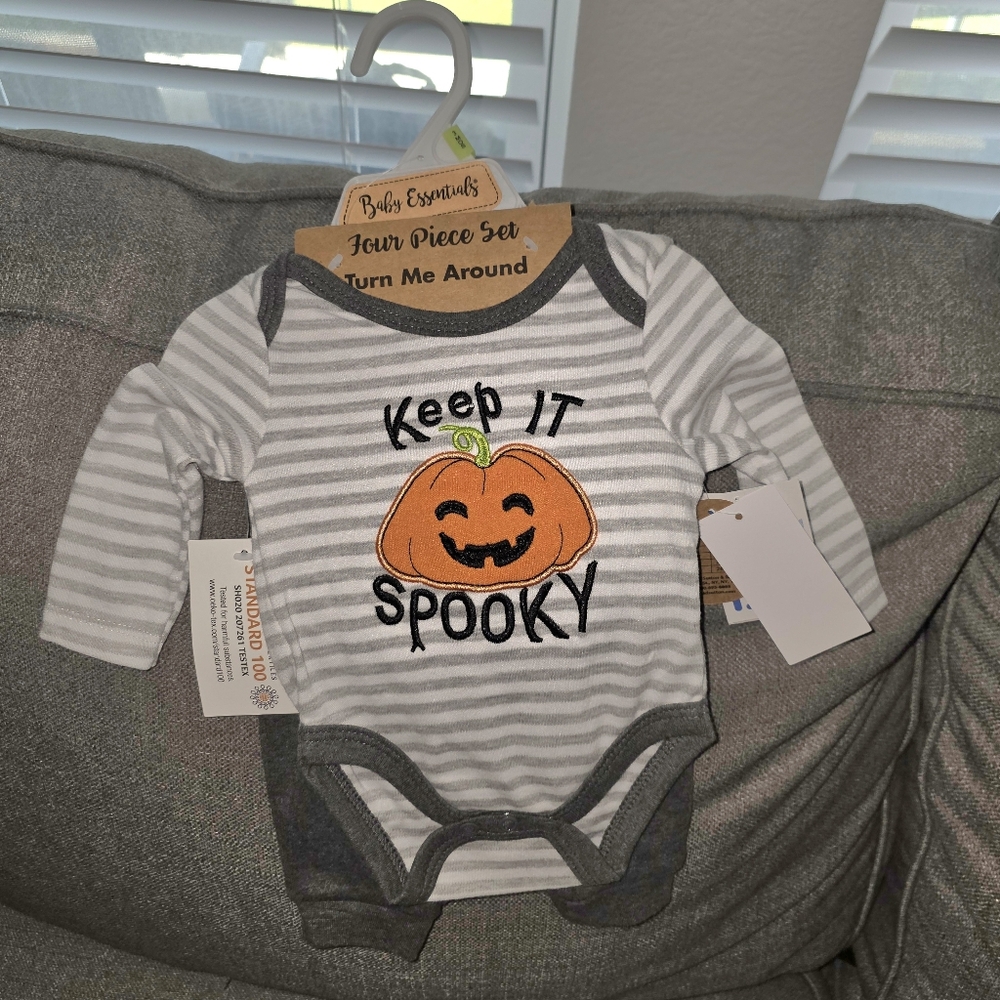 First Halloween Baby Outfit Onesie 0-3 Months Keep It Spooky